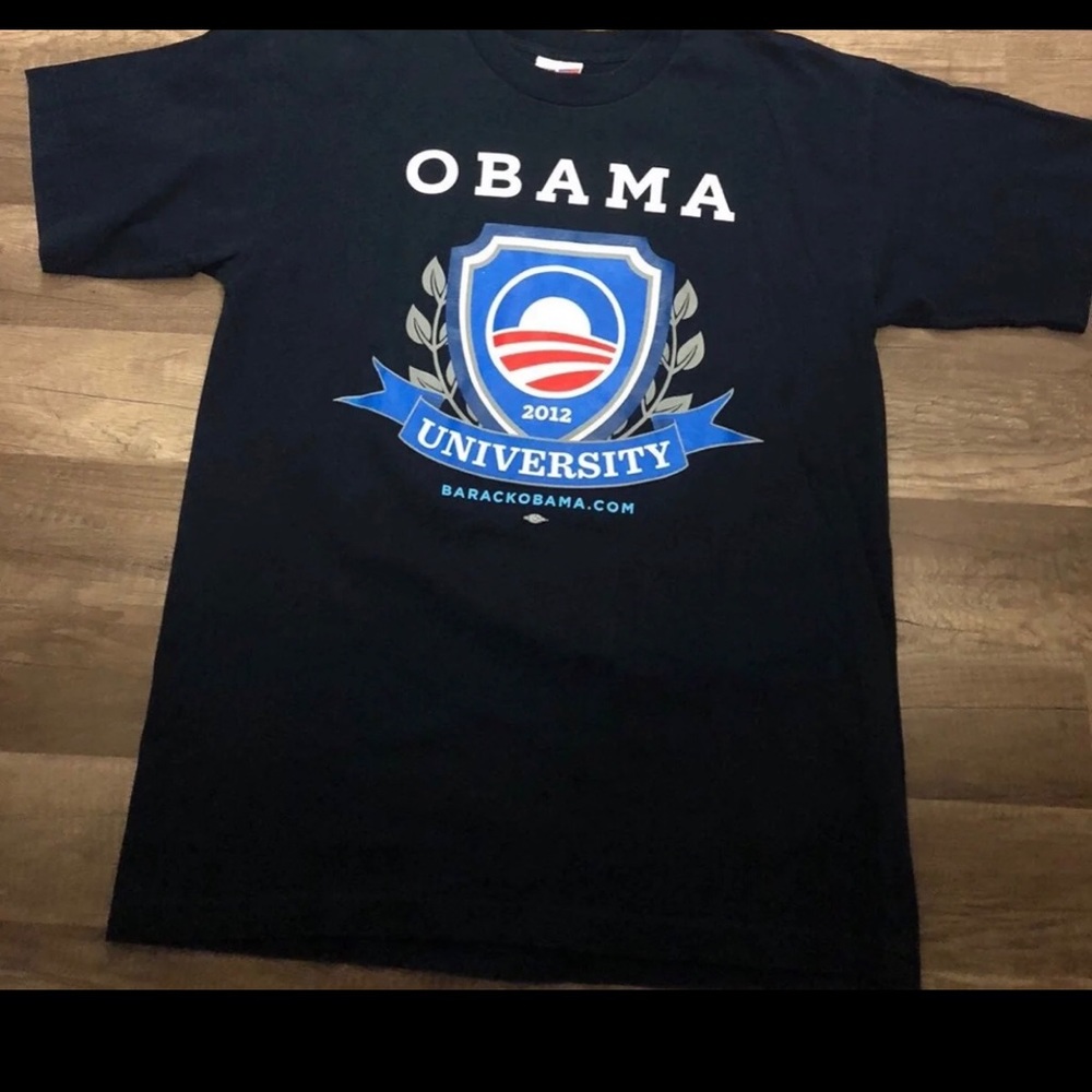🔥SOLD🔥OBAMA T-SHIRT